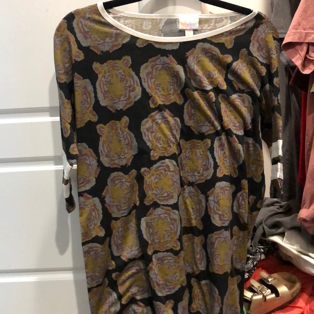 Lularoe Irma tunic